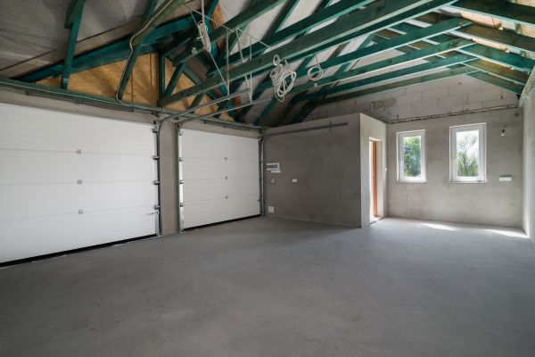 Garage Floor Concrete Repair in Albany