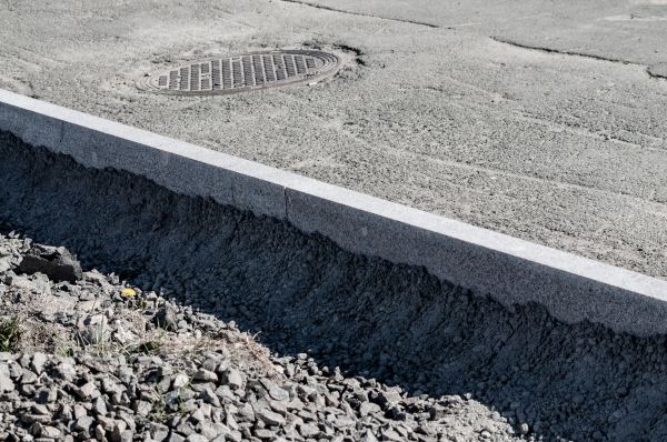 Sidewalk Curbing Repair in Albany
